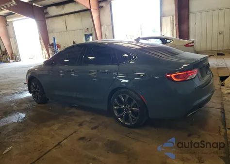 2015 Chrysler 200 S z USA, uszkodzony, nr VIN 1C3CCCBG1FN608576